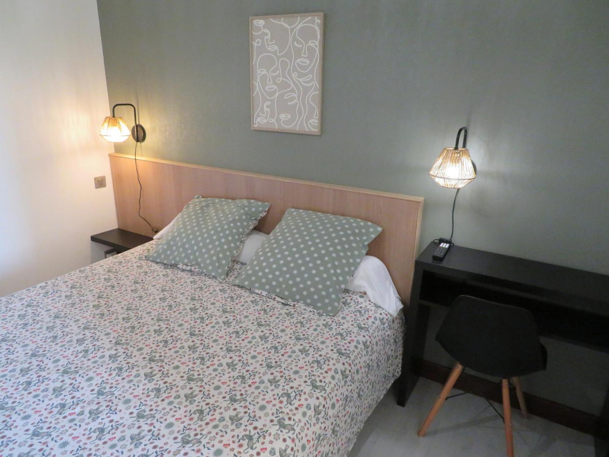 Auberge D'Ici Et D'Ailleurs Cressensac-Sarrazac Pokój zdjęcie