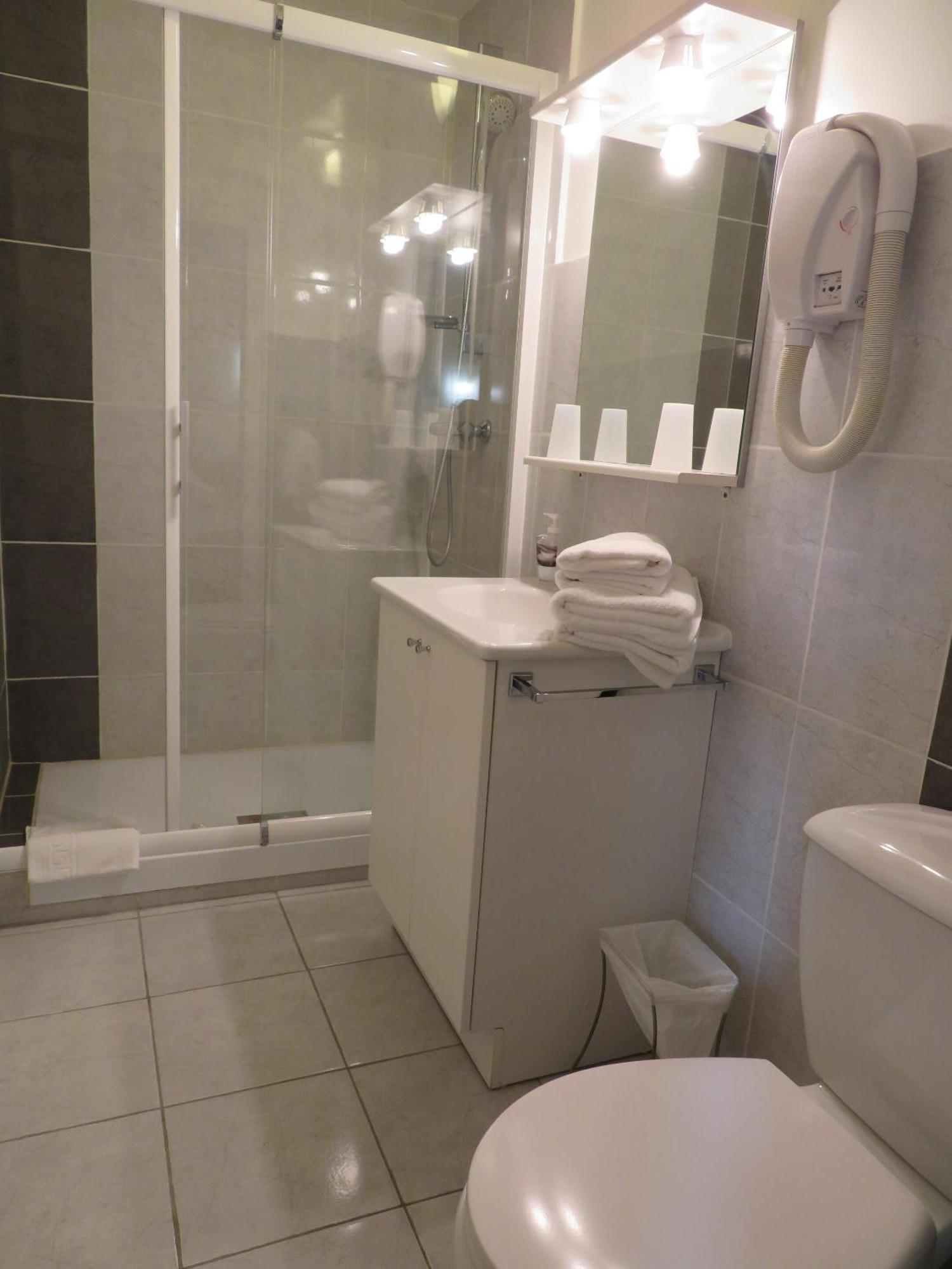 Auberge D'Ici Et D'Ailleurs Cressensac-Sarrazac Pokój zdjęcie