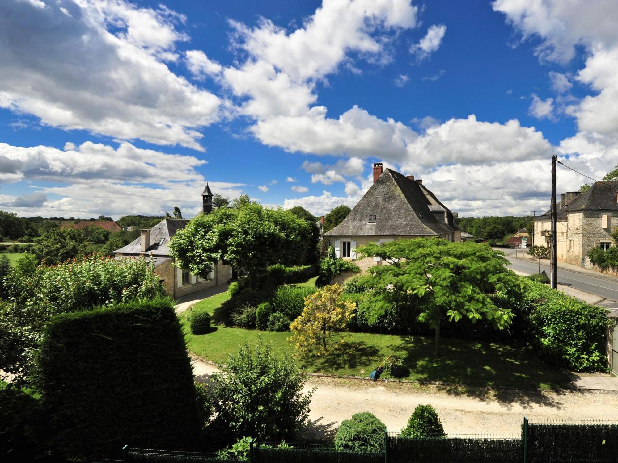 Auberge D'Ici Et D'Ailleurs Cressensac-Sarrazac Pokój zdjęcie